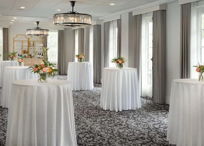 Mills House Charleston, Curio Collection By Hilton